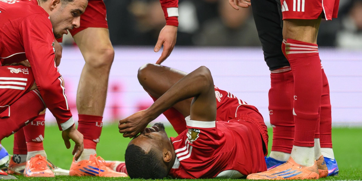 Alexander-Isak-Cedera-saat-Liverpool-Mengalahkan-Tottenham-Hotspur!