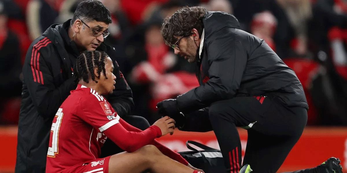 Arne Slot Ungkap Situasi Rio Ngumoha Setelah Laga Piala FA