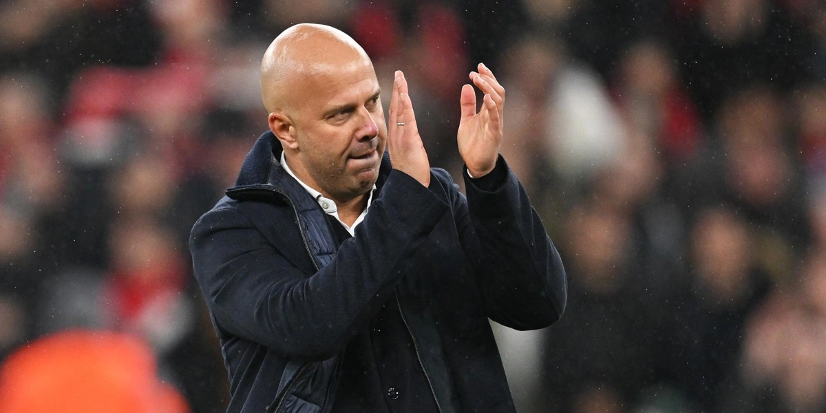 Arne-Slot-Konfirmasi-Wirtz-Absen,-Liverpool-Hadapi-Tantangan-Kreativitas